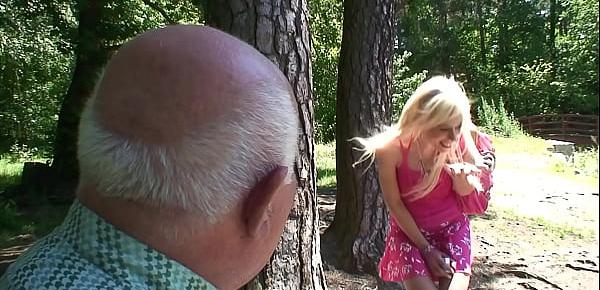  Hot blonde Teena Blond blows old cock to get an autograph